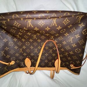 HAND BAG Louis Vuitton Used Excellent Condition Genuine Neverfull Tote Purse